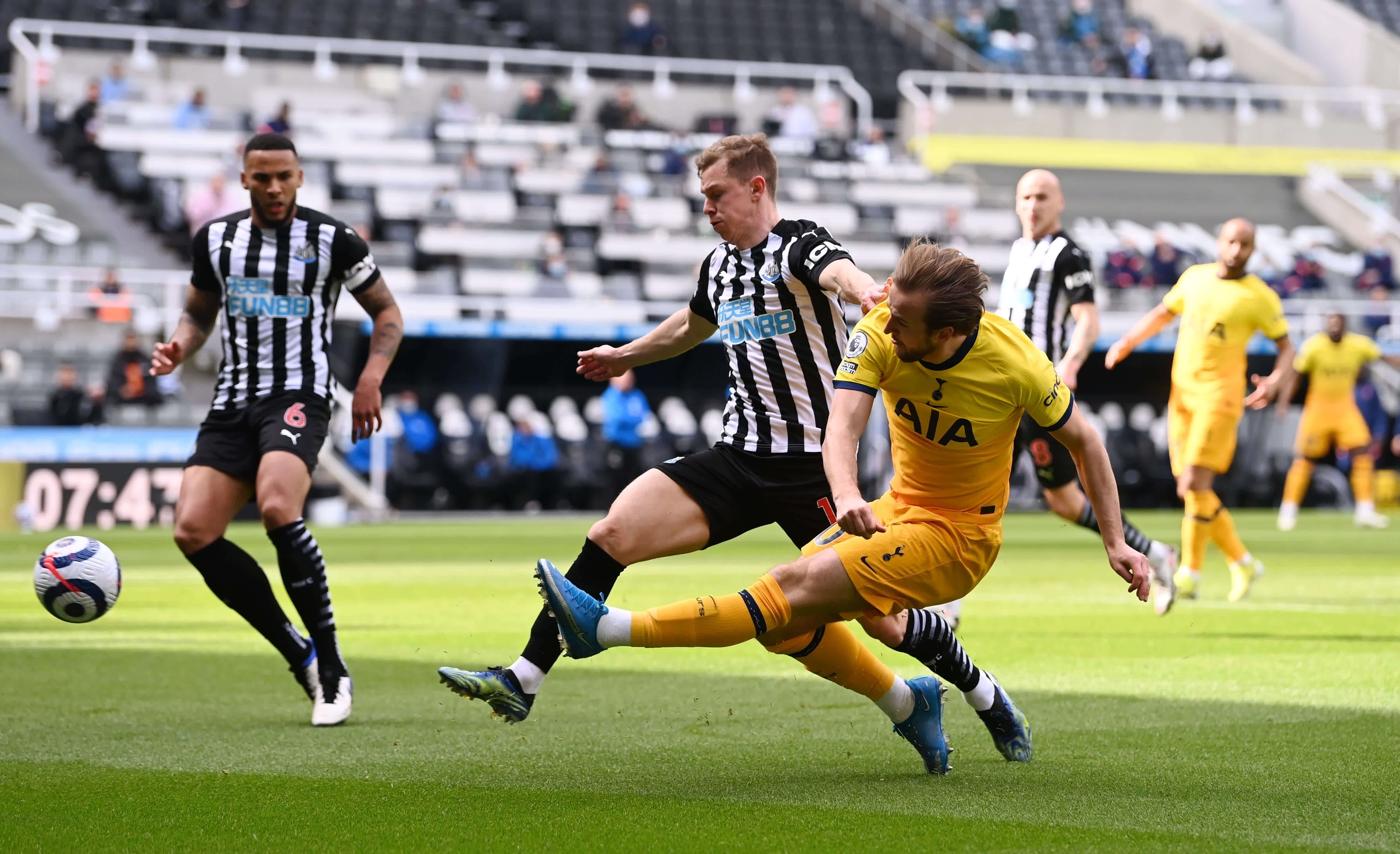 长达多年的 长达多年的